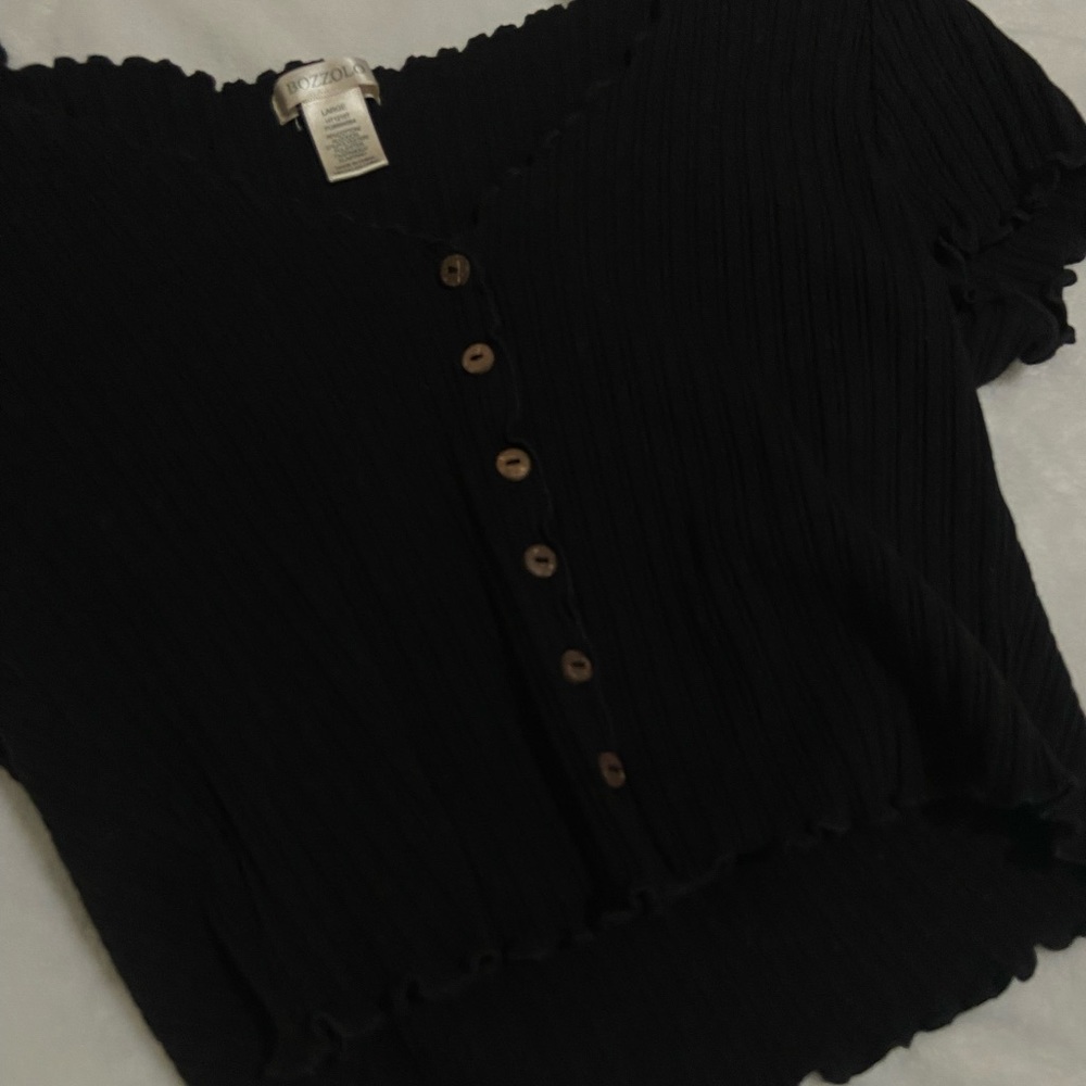 Black crop top